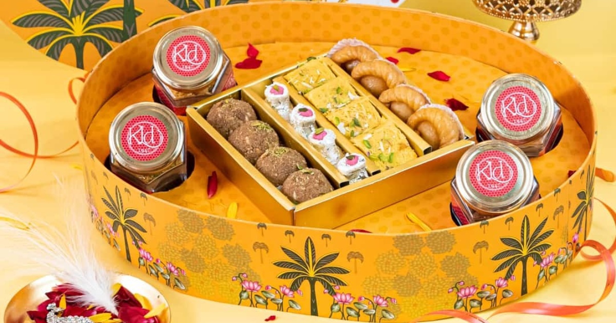 Kunjilal Dalsev Wale - Taste of Heritage with Indias Desi Ghee Patisa Gift Boxes