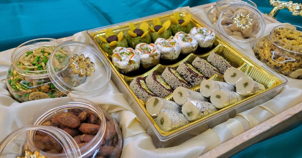 Kunjilal Dalsev Wale - Impress Your Guests with the Best Wedding Bhaji Box